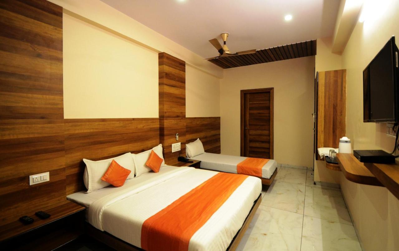 Hotel Metro Dzsaipur Kültér fotó
