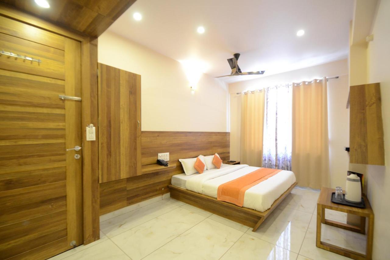 Hotel Metro Dzsaipur Kültér fotó