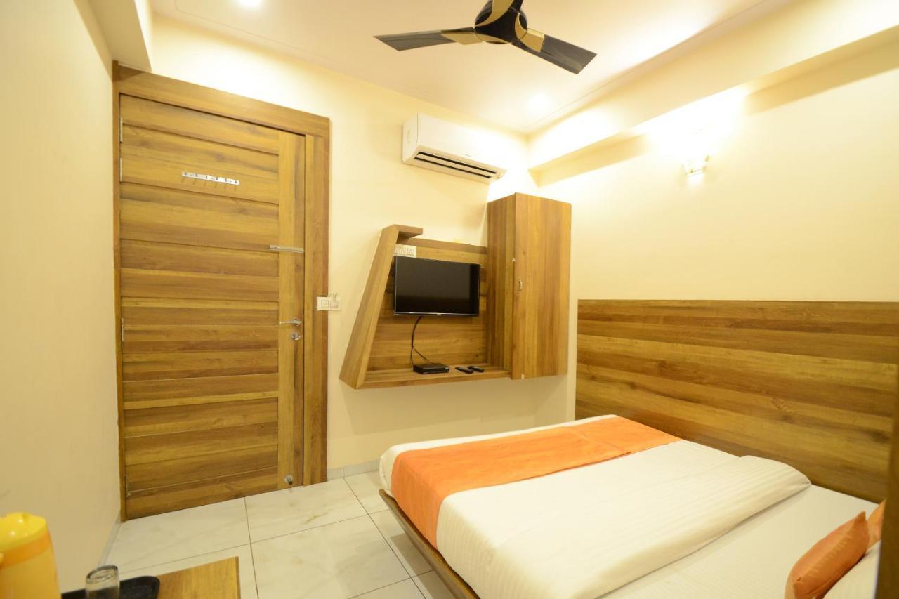 Hotel Metro Dzsaipur Kültér fotó