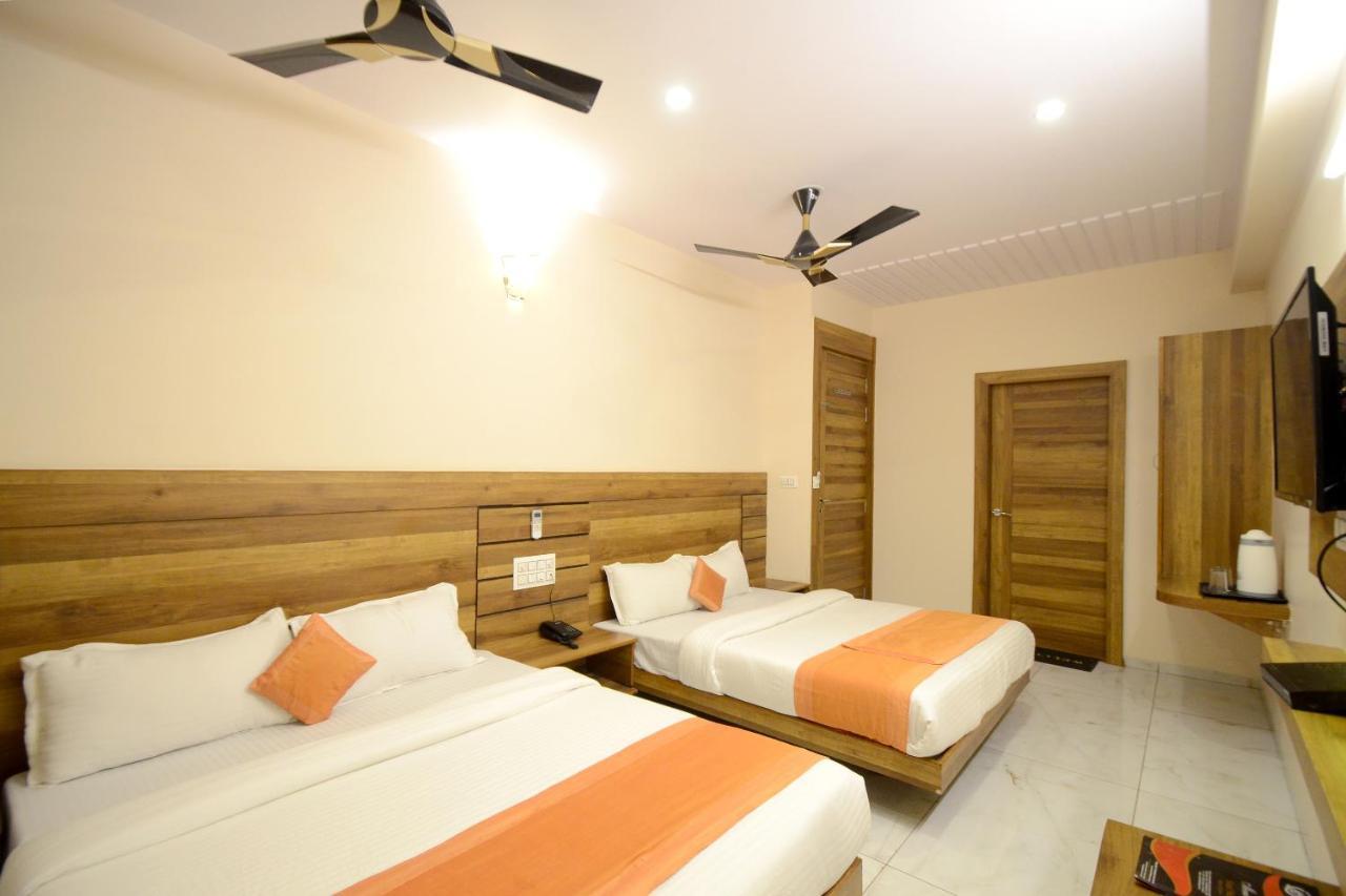 Hotel Metro Dzsaipur Kültér fotó